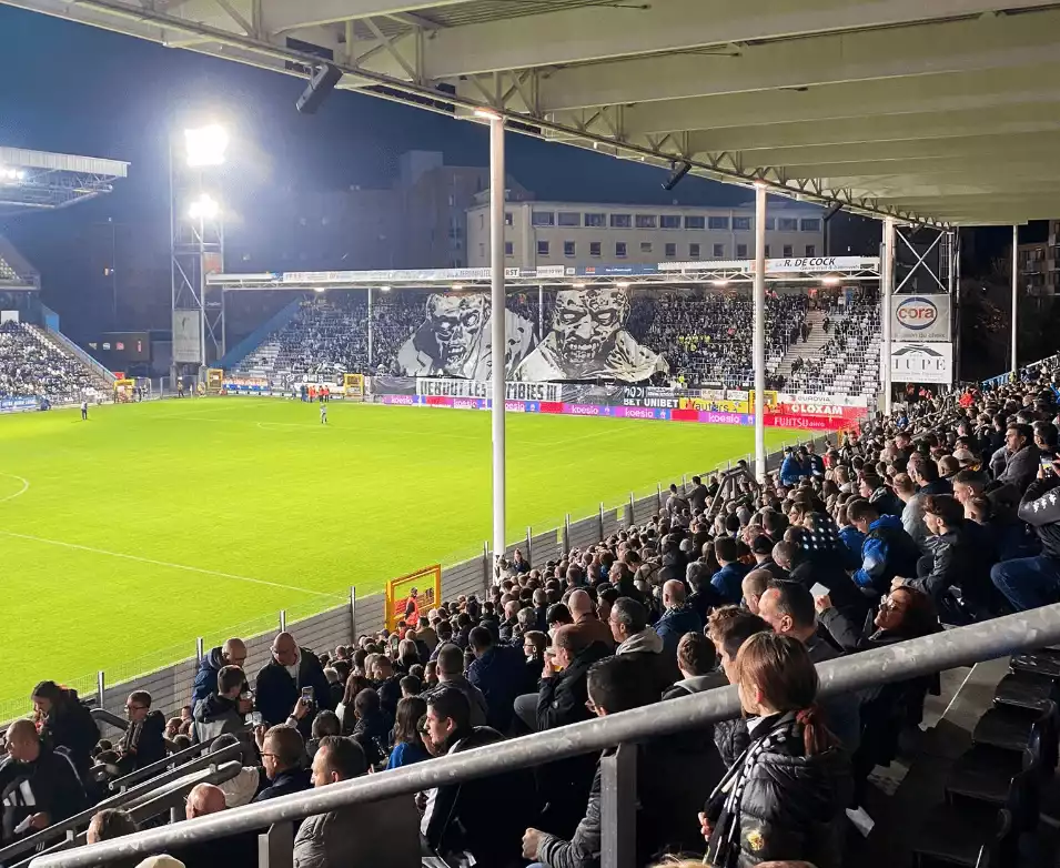 Football CHARLEROI - Sofieflat